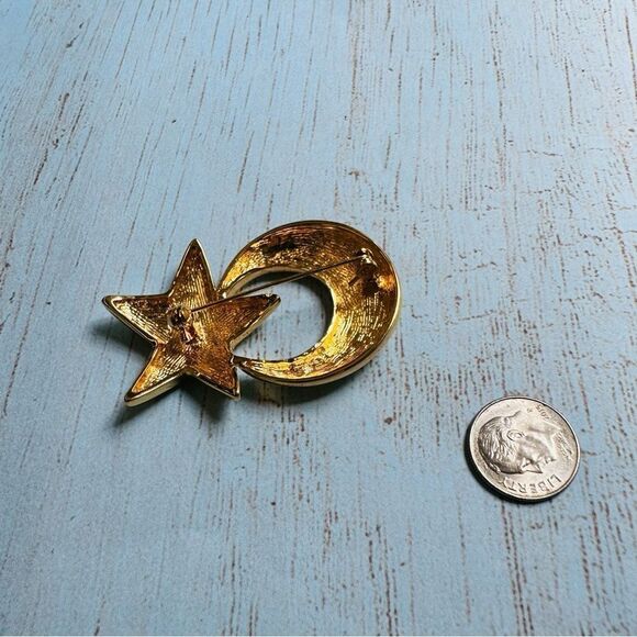 Gold Moon Star Crystal Brooch - Picture 2 of 2